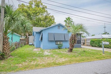 Welcome to 309 Jasmine Place--your fully renovated coastal - photo 44
