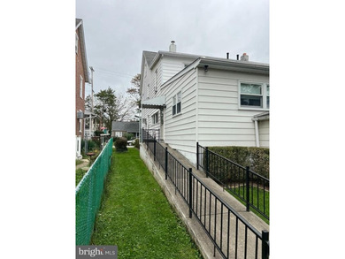 Here's your chance to live right in the Borough of Kennett