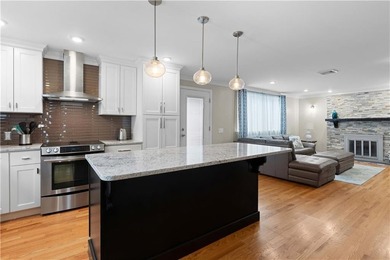 Welcome to this stunning 3-bedroom, 2-full-bath ranch offering - photo 5