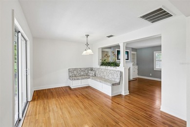 Welcome to this spacious 4-bedroom, 2-bath split-level home - photo 15
