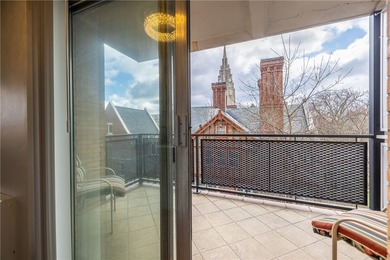 Location, location, location! Rarely available balcony unit - photo 22