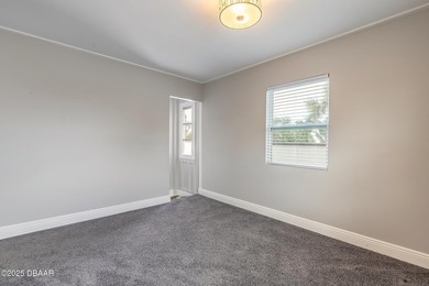 *2 HOMES - Main Home Plus Detached Income Producing Cottage* NO - photo 22