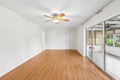 Welcome to this spacious 4-bedroom, 2-bath split-level home - photo 22
