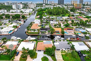 BOATER'S DREAM HOME AWAITS! NO FIXED BRIDGES! Exceptional - photo 32