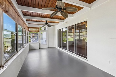 Welcome to this spacious 4-bedroom, 2-bath split-level home - photo 36
