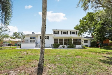 Welcome to this spacious 4-bedroom, 2-bath split-level home - photo 38