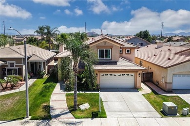 POOL - SPA - LOFT - 4 BEDROOMS - 3 BATHS Welcome to this - photo 2