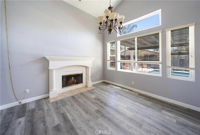 POOL - SPA - LOFT - 4 BEDROOMS - 3 BATHS Welcome to this - photo 9