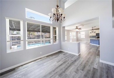 POOL - SPA - LOFT - 4 BEDROOMS - 3 BATHS Welcome to this - photo 10