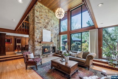 Set on a private and beautifully landscaped .8-acre property - photo 6
