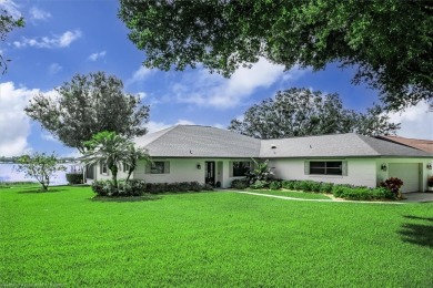 Lake Home For Sale in Lake Placid, Florida