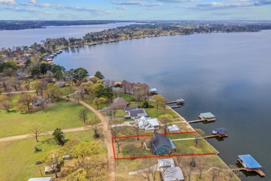 Luxury Lake Living Starts Here! - photo 3