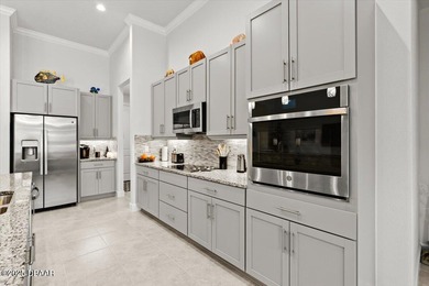 *ENJOY EXQUISITE LUXURY LIVING IN THIS STUNNING CUSTOM BUILT - photo 8