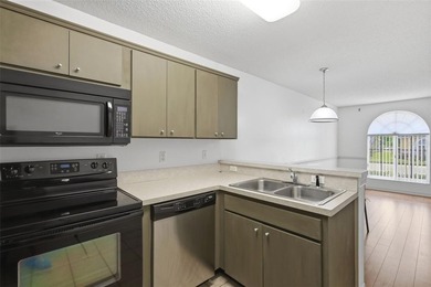 Welcome to this charming 2 bedroom, 2 bath villa located in the - photo 11