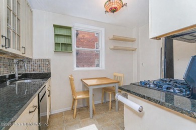 Welcome to this fabulous one-bedroom home featuring a spacious - photo 14