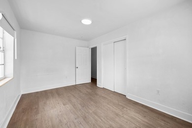 2025 ROOF, 2023 A/C and 2022 water heater! Beautifully updated 3 - photo 19
