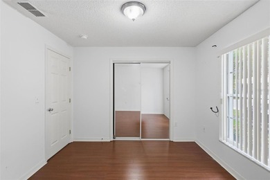 Welcome to this charming 2 bedroom, 2 bath villa located in the - photo 21