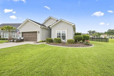 Welcome to this beautifully maintained home in Arrowhead Grande - photo 2