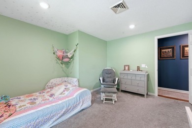 Nestled in the land of the lakes this very clean and well - photo 24