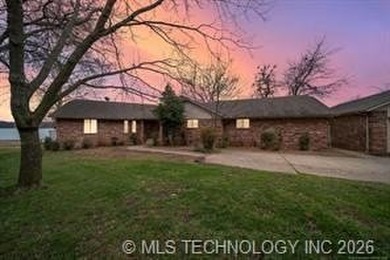 Lakefront homes like this rarely hit the open market! This - photo 24