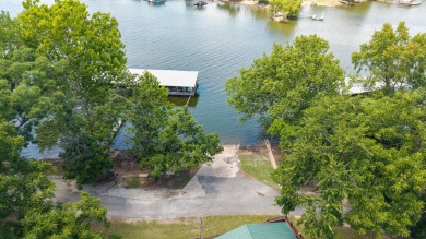 Welcome to this beautifully maintained 3-bedroom, 2-bathroom