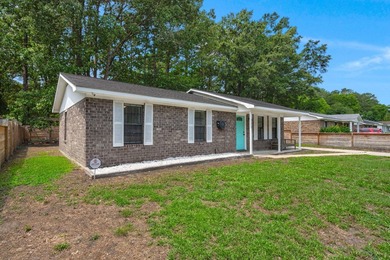 Welcome home to 313 Dorchester Manor Boulevard. This - photo 3