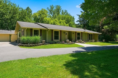 Nestled in the land of the lakes this very clean and well - photo 40