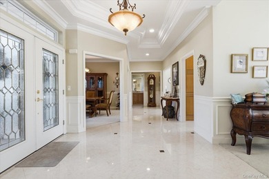 Rare opportunity to own one of the few ranch-style homes in this - photo 5
