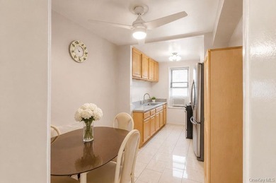Welcome to 180 Van Cortlandt Park South This move-in ready - photo 5
