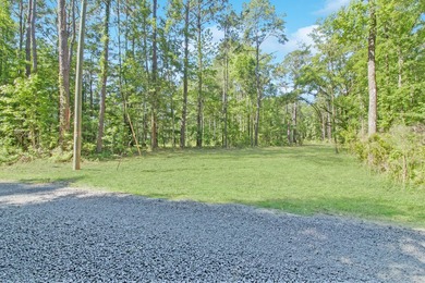 DON'T MISS OUT ON THIS GORGEOUS PROPERTY! NO HOA.Backing up to - photo 1