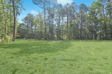 DON'T MISS OUT ON THIS GORGEOUS PROPERTY! NO HOA.Backing up to - photo 5