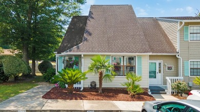 Amazing 2BR/2.5BA end-unit townhome located in the heart of - photo 2