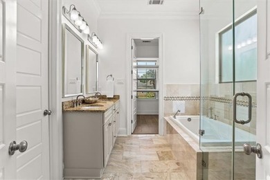 Set on an oversized 60x120 lot just one block from Fleur De Lis - photo 14