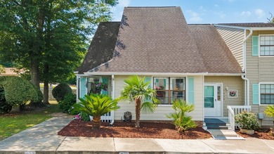 Amazing 2BR/2.5BA end-unit townhome located in the heart of - photo 5