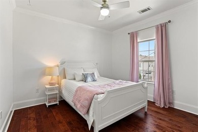 Set on an oversized 60x120 lot just one block from Fleur De Lis - photo 22