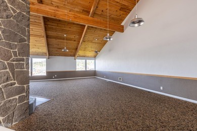 Yaquina Bay Water Front Condominium. 1 bedroom, 1 bath, Dinning - photo 24