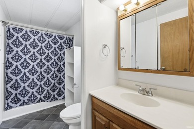 Well-maintained 3 bedroom, 2 bath home offering over 1,300 - photo 26