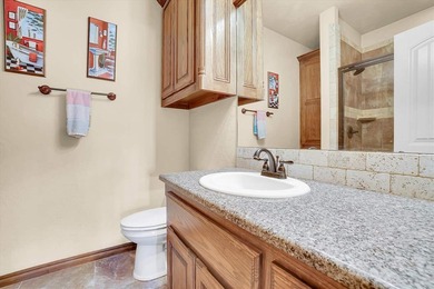 Absolutely beautiful custom built one owner home in great - photo 26