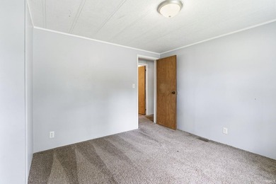 Well-maintained 3 bedroom, 2 bath home offering over 1,300 - photo 27