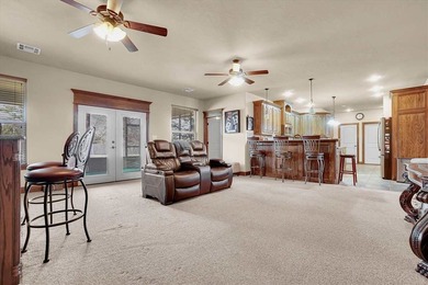 Absolutely beautiful custom built one owner home in great - photo 29