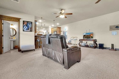 Absolutely beautiful custom built one owner home in great - photo 31