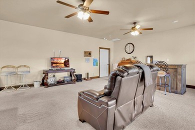 Absolutely beautiful custom built one owner home in great - photo 32