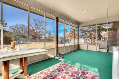 Absolutely beautiful custom built one owner home in great - photo 39