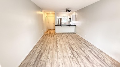 Absolutely beautifully remodeled condo offering fantastic lake - photo 5