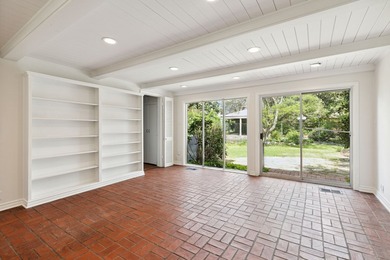 Enjoy the convenience of living within walking distance of - photo 9