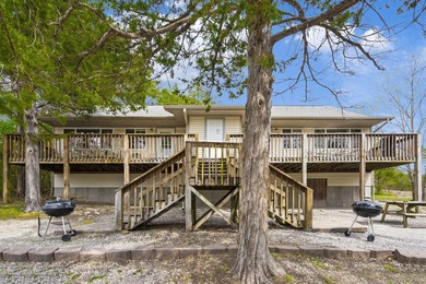 Table Rock Lake Condo For Sale in Reeds Spring Missouri