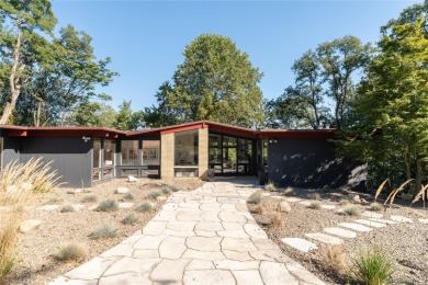 Lake Home For Sale in New City, New York