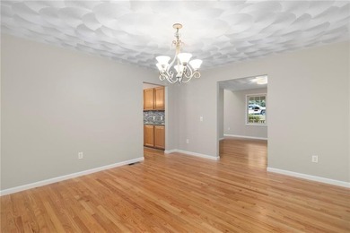 ***OPEN HOUSE CANCELLED*** OFFER ACCEPTED*** Nestled on a quiet - photo 9