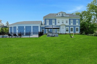 Spacious & Bright 8-Bd. Shingle-Style Mansion with Swimming Pool - photo 11