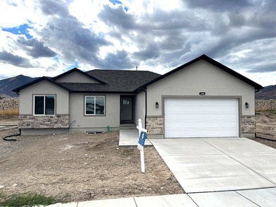 (private lake, pond, creek) Home For Sale in Tooele Utah